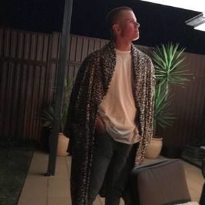 Meet your Posher, Shane